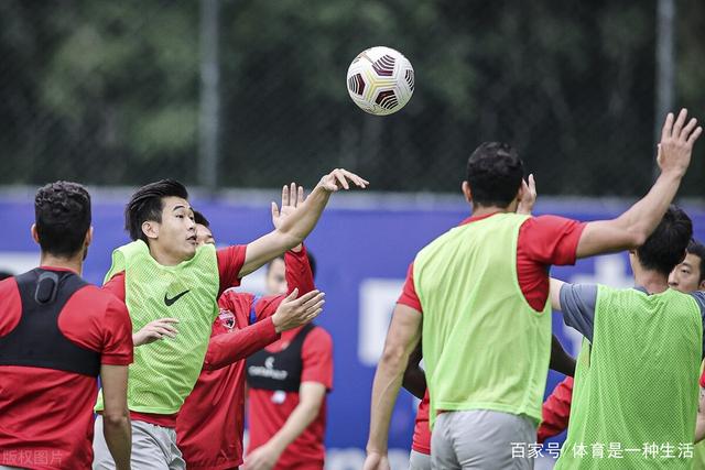 申京：季后赛关键失误是噩梦 文班总决赛也犯了和小贾一样的错误